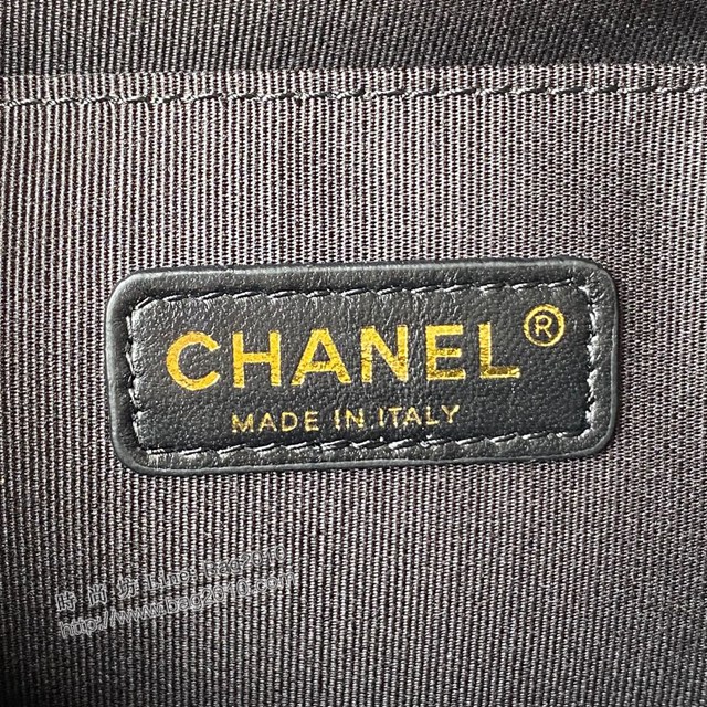 Chanel專櫃22c年早春度假新款AS2923相機炸藥包 香奈兒男女通用鏈條肩背包 djc5342